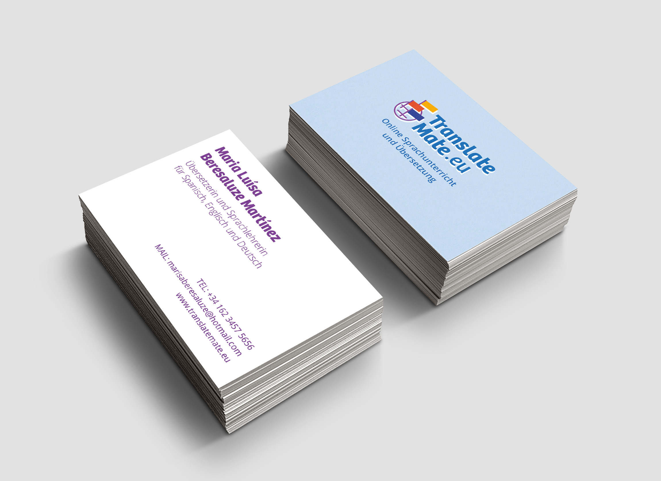 Realistic-Business-Card-Mock-Up-20